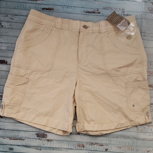 white stag women's shorts